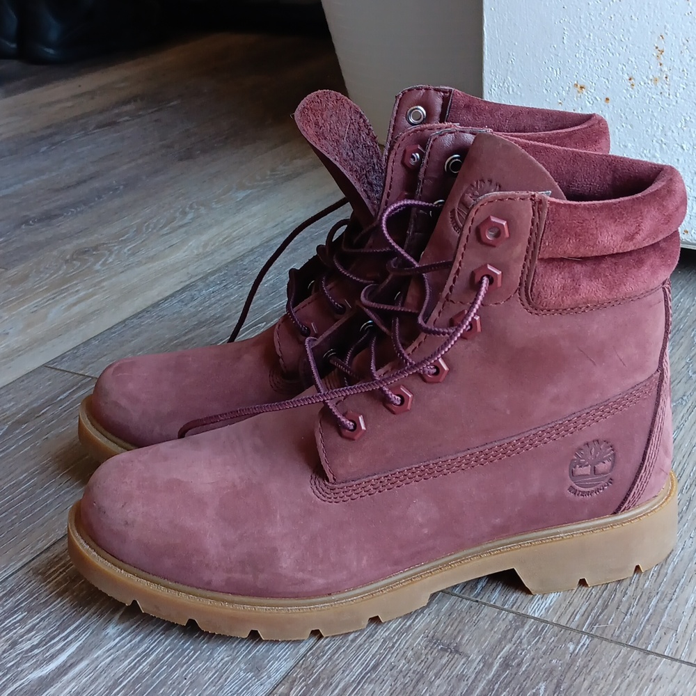 Boots - Picture 2 of 5